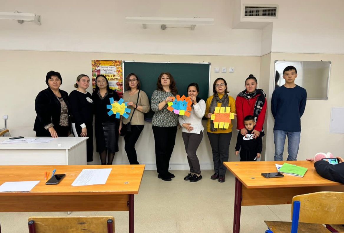 Ата-аналарды педагогикалық қолдау орталығының жұмысы аясында «Отбасы - тәрбиенің алтын бесігі” челленжі